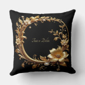 Golden Floral Ornate Frame Throw Pillow クッション (裏面)