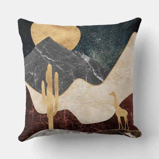 Golden Giraffe Desert Landscape & Marble Mountain クッション (裏面)