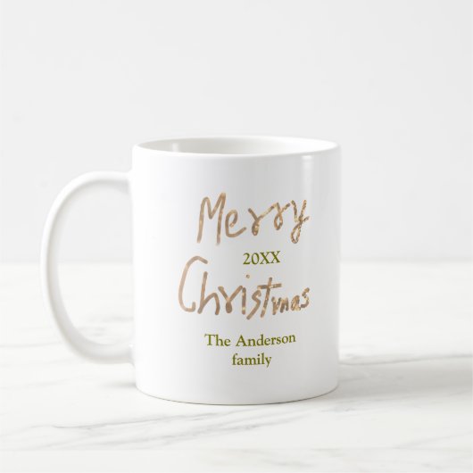 Golden glitter merry christmas add family name yea コーヒーマグカップ (左)