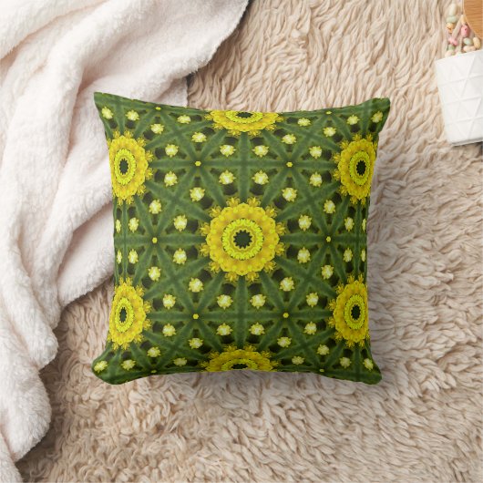 Golden Green Sunburst Kaleidoscope Floral Pattern クッション (ブランケット)