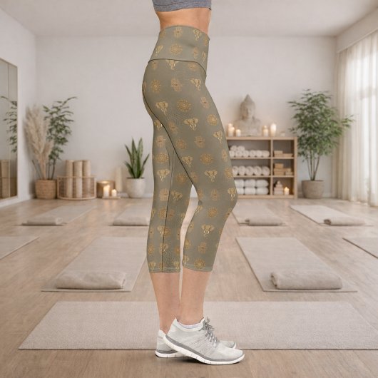 Golden Mandala Elephant Hamsa Hand -Boho Art Print カプリレギンス