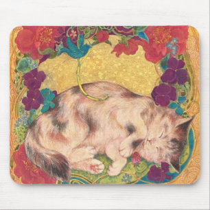 Golden Nap: Feline Serenity in Bloom マウスパッド