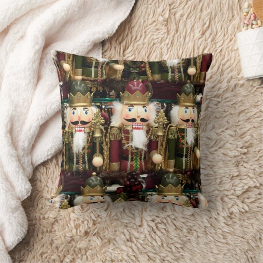 Golden Nutcracker Soldiers Christmas クッション (ブランケット)