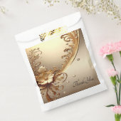 Golden Ornate Floral Favor Bag フェイバーバッグ (封をした状態)