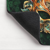 Golden Ornate Mask on Forest Green Background マウスパッド (コーナー)