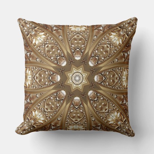 Golden Ornate Throw Pillow クッション (正面)