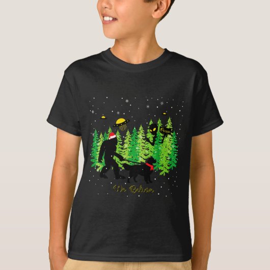 Golden Retriever Funny Bigfoot Christmas Alien Ufo Tシャツ (正面)