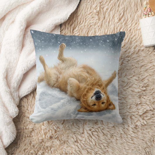 Golden Retriever Making a Snow Angel クッション (ブランケット)