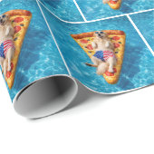 Golden Retriever on a Pizza Slice Pool Float ラッピングペーパー (ロールコーナー)