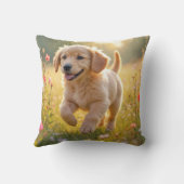 Golden Retriever Puppy Running In a Meadow クッション (裏面)