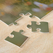 Golden Retriever Puppy Running In a Meadow ジグソーパズル (側面)