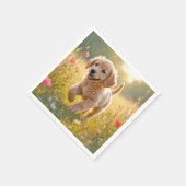 Golden Retriever Puppy Running In a Meadow スタンダードカクテルナプキン (角)