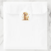 Golden Retriever Puppy with Yellow Flowers ラウンドシール (バッグ)