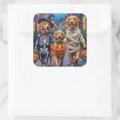 Golden Retriever Trick-or-Treating Halloween スクエアシール (バッグ)