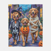 Golden Retriever Trick-or-Treating Halloween フリースブランケット (正面)