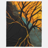 Golden Roots and Twilight Tree フリースブランケット (正面)