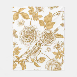 Golden roses, flowers, leaves and berries of dog フリースブランケット