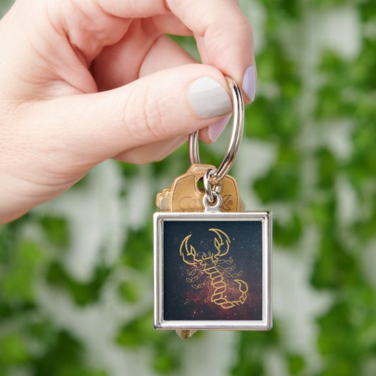 Golden Scorpio Magnet キーホルダー (手)