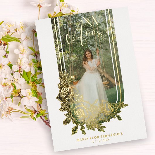 Golden Spanish Luxury Trendy Floral Mis XV Photo 箔招待状