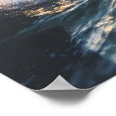 Golden Sunset Ocean Waves on Rocks Serene Seascape ポスター (角)