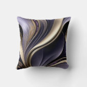 Golden Veil - Luxurious Gold and Violet Abstract クッション (裏面)
