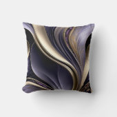 Golden Veil - Luxurious Gold and Violet Abstract クッション (正面)
