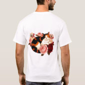 Golden Whiskers: Calico Cat in Rose Reverie Tシャツ (裏面)