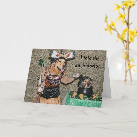 Golden Witch Doctor Cooks Halloween Shrunken Head カード (黄色い花)