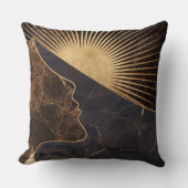 Golden Woman Illusion with Sun and Marble Textures クッション (正面)