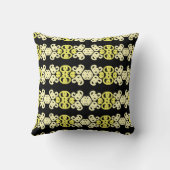 Golden Yellow Ornamental Stripe Seamless Pattern クッション (裏面)