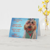 Goldendoodleは健康なカードをすぐに得ます カード (黄色い花)