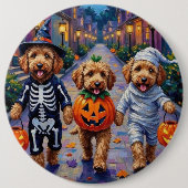 Goldendoodle Trick-or-Treating Halloween Costumes 缶バッジ (正面)