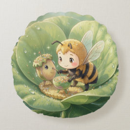 Goldene Hummel im Blütentanz.3 ラウンドクッション