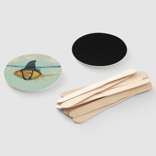 Goldfish with a Shark Fin ハンドファン (組立なし)