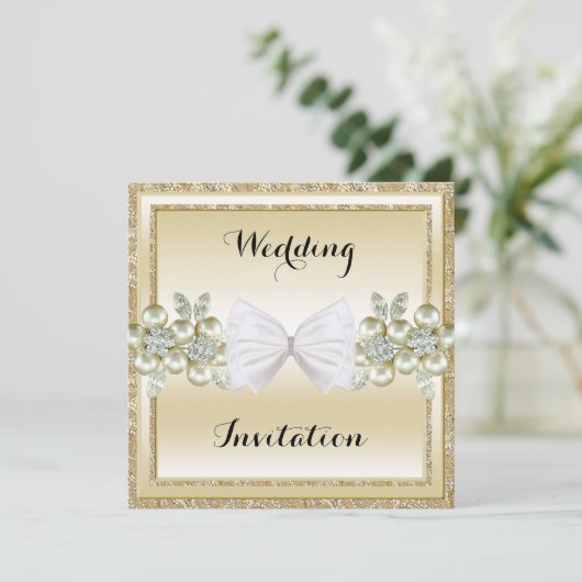 GoldSequins及び花の宝石のグリッターの弓結婚式 招待状 (スタンド正面)