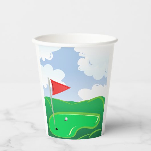 Golf Green with Red Flag and Ball 紙コップ (正面)