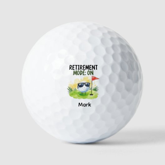 Golf Retirement with ball on green  ゴルフボール (正面)