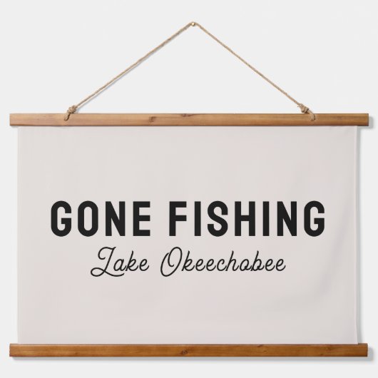 Gone Fishing Custom Fishing Decor Gift 吊り下げ型タペストリー (正面)