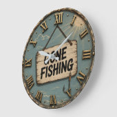 Gone Fishing Funny Fisherman Cabin Gift ラージ壁時計 (傾斜)