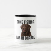 Gone Fishing Lab in Charge Mug マグカップ (中央)
