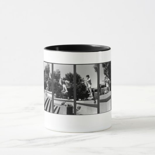 GONZ GAP at Embarcadero, SF Mag マグカップ (中央)