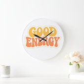 GOOD ENERGY レトロ波状テキスト - ラージクロック ラージ壁時計 (ホーム)