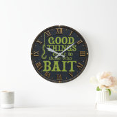 Good Things Come to Those Who Bait Funny Fishing ラージ壁時計 (ホーム)