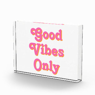 Good Vibesのみピンクのオレンジ色のア澄んクリル フォトブロック