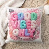 Good Vibes Only Throw Pillow クッション (ブランケット)