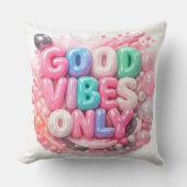 Good Vibes Only Throw Pillow クッション (正面)