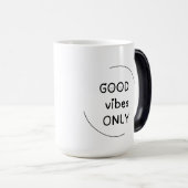 Good Vibs Only Mug モーフィングマグカップ (正面右)