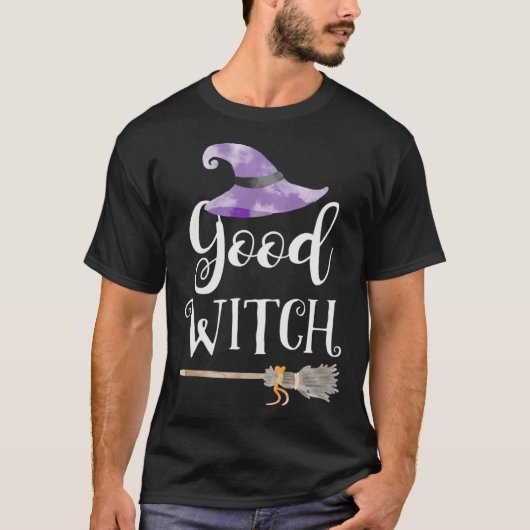 Good Witch Cute Hat Broomstick Halloween Tee Tシャツ (正面)
