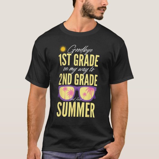 Goodbye 1st Grade Graduation To 2nd Grade Hello Su Tシャツ (正面)