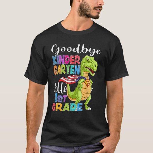 Goodbye Kindergarten Hello 1st Grade Graduation La Tシャツ (正面)